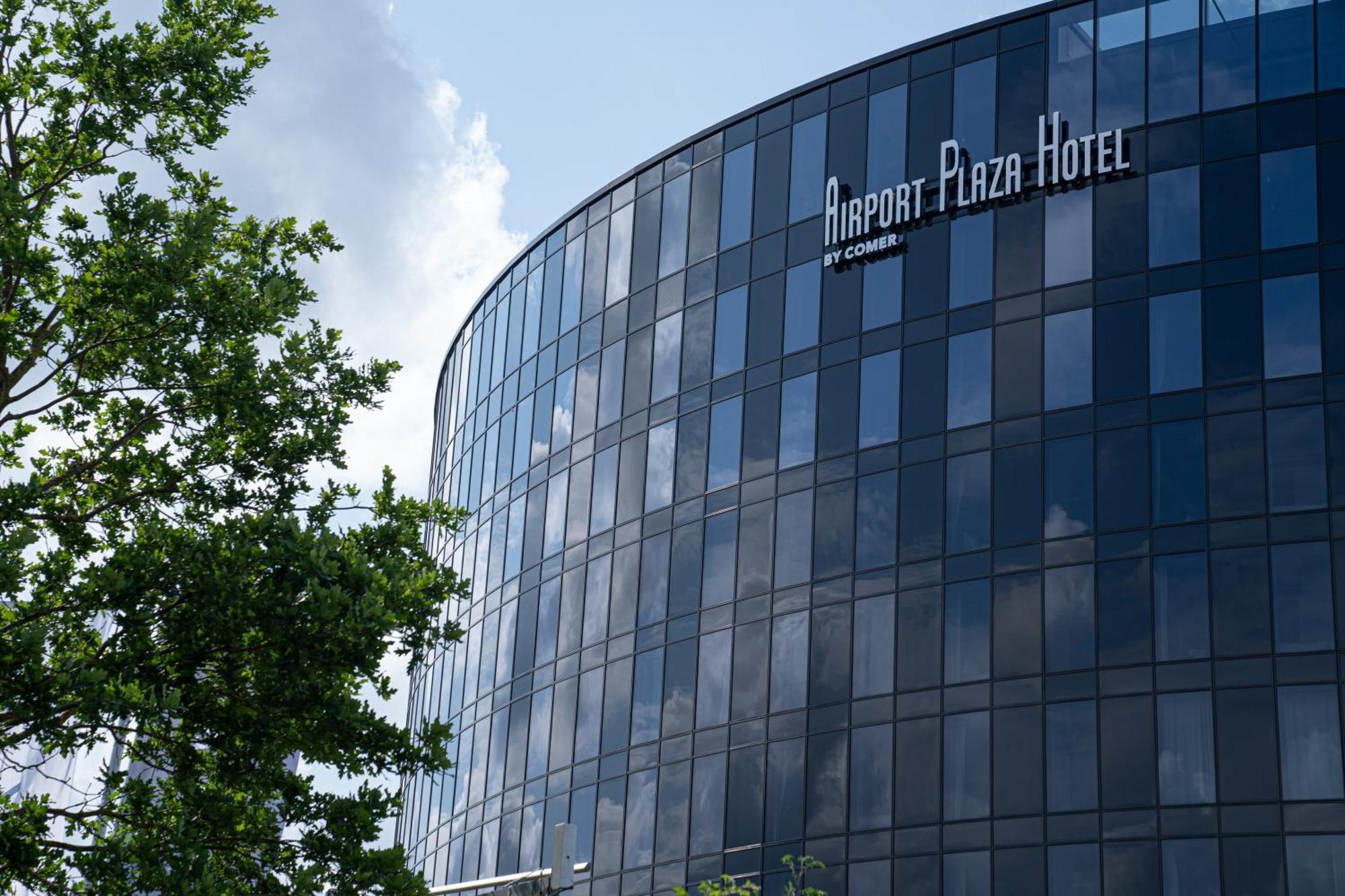 Отель Airport Plaza Hamburg