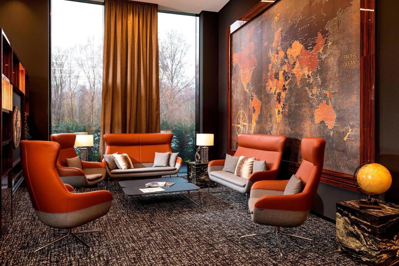 Airport Plaza Hamburg Отель 4*